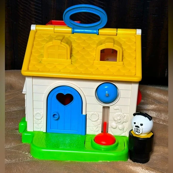 Vintage 1984 Fisher Price Discovery Cottage House Chimney Slide w/ dog